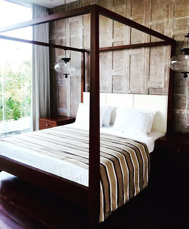 New Kuta Golf / Ocean Villa Uluwatu